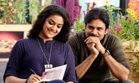 పవన్ ‘బైటకొచ్చి చూస్తే’ పాట అదిరింది..!